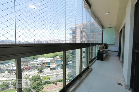 Apartamento à venda com 172m², 3 quartos e 2 vagasVaranda da Sala