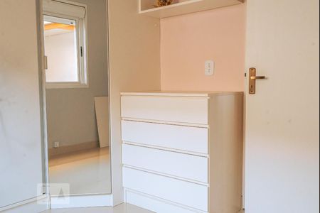 Quarto 2 de casa para alugar com 2 quartos, 78m² em Olaria, Canoas