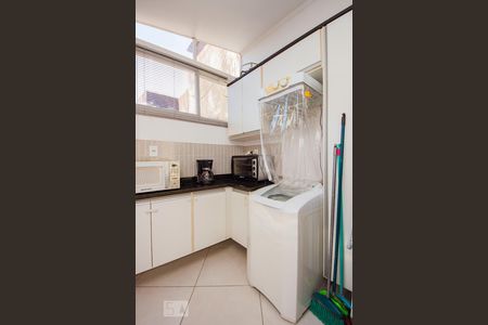 Apartamento à venda com 96m², 2 quartos e sem vaga Apartamento à venda com 96m², 2 quartos e sem vagacozinha