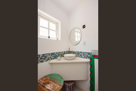 Apartamento à venda com 96m², 2 quartos e sem vaga Apartamento à venda com 96m², 2 quartos e sem vagaBanheiro 1