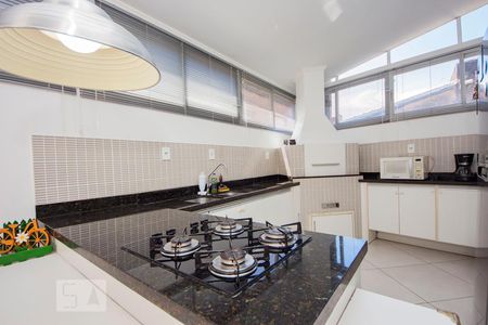 Apartamento à venda com 96m², 2 quartos e sem vaga Apartamento à venda com 96m², 2 quartos e sem vagacozinha