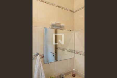 Casa à venda com 200m², 3 quartos e 4 vagas Casa à venda com 200m², 3 quartos e 4 vagasBanheiro quarto 2