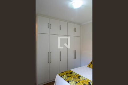 Casa à venda com 200m², 3 quartos e 4 vagas Casa à venda com 200m², 3 quartos e 4 vagasQuarto 3 suite