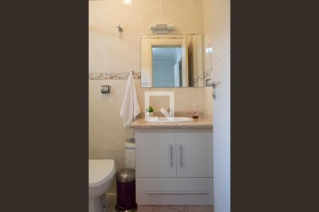 Casa à venda com 200m², 3 quartos e 4 vagas Casa à venda com 200m², 3 quartos e 4 vagasBanheiro quarto 2