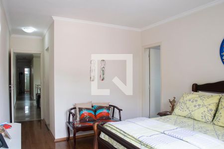 Casa à venda com 200m², 3 quartos e 4 vagas Casa à venda com 200m², 3 quartos e 4 vagasQuarto 1 suite