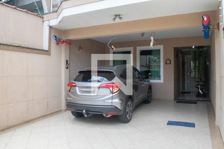 Casa à venda com 200m², 3 quartos e 4 vagas Casa à venda com 200m², 3 quartos e 4 vagasGaragem