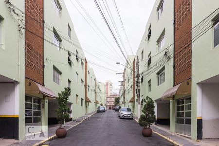 Apartamento para alugar com 76m², 2 quartos e 1 vagaFachada