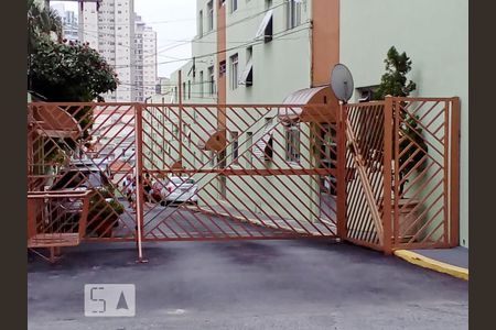 Apartamento para alugar com 76m², 2 quartos e 1 vagaFachada