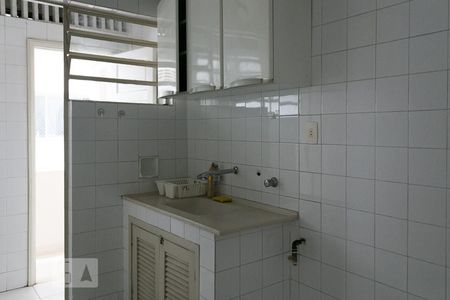 Apartamento à venda com 75m², 2 quartos e 2 vagasCozinha