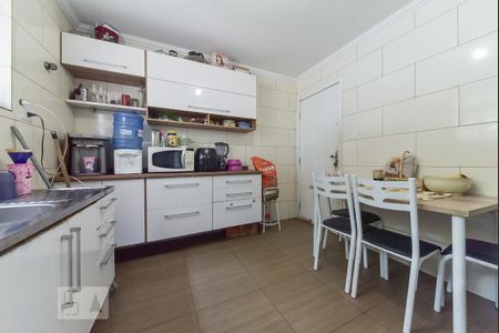 Casa à venda com 150m², 2 quartos e 2 vagasCozinha