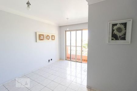 Sala de apartamento para alugar com 2 quartos, 56m² em Vila Pita, São Paulo