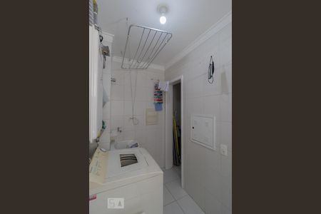 Apartamento à venda com 136m², 4 quartos e 2 vagas Apartamento à venda com 136m², 4 quartos e 2 vagasÁrea de Serviço