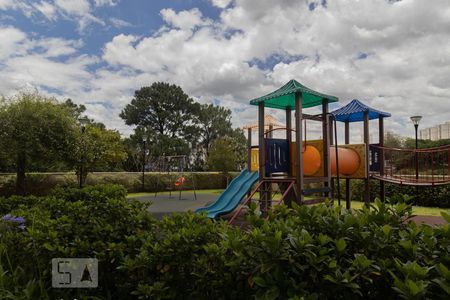 Apartamento à venda com 136m², 4 quartos e 2 vagas Apartamento à venda com 136m², 4 quartos e 2 vagasPlayground