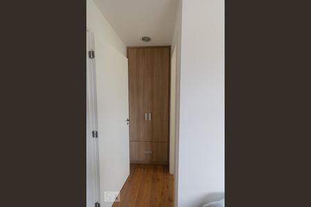 Apartamento à venda com 136m², 4 quartos e 2 vagas Apartamento à venda com 136m², 4 quartos e 2 vagasSuíte 2