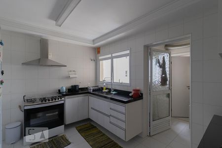 Apartamento à venda com 136m², 4 quartos e 2 vagas Apartamento à venda com 136m², 4 quartos e 2 vagasCozinha