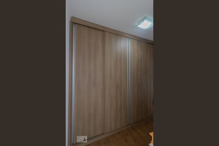 Apartamento à venda com 136m², 4 quartos e 2 vagas Apartamento à venda com 136m², 4 quartos e 2 vagasSuíte 2