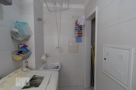 Apartamento à venda com 136m², 4 quartos e 2 vagas Apartamento à venda com 136m², 4 quartos e 2 vagasÁrea de Serviço