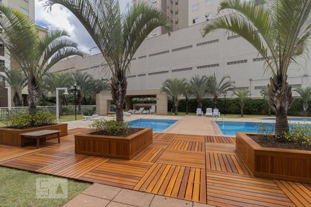Apartamento à venda com 136m², 4 quartos e 2 vagas Apartamento à venda com 136m², 4 quartos e 2 vagasPiscina