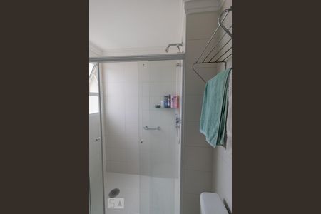 Apartamento à venda com 136m², 4 quartos e 2 vagas Apartamento à venda com 136m², 4 quartos e 2 vagasBanheiro da Suíte 2