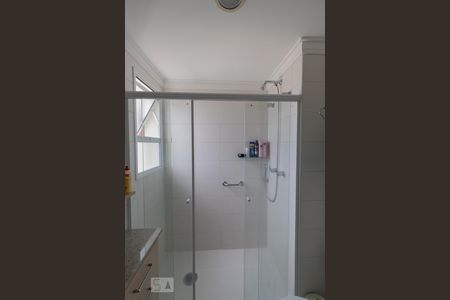 Apartamento à venda com 136m², 4 quartos e 2 vagas Apartamento à venda com 136m², 4 quartos e 2 vagasBanheiro da Suíte 2