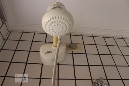 Casa para alugar com 250m², 3 quartos e 4 vagasBanheiro de Serviço