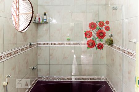 Casa à venda com 544m², 4 quartos e 8 vagas Casa à venda com 544m², 4 quartos e 8 vagasBanheiro da Suíte