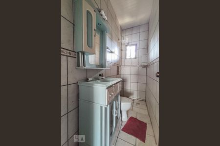 Casa à venda com 61m², 2 quartos e 2 vagas Casa à venda com 61m², 2 quartos e 2 vagasBanheiro