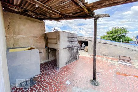 Casa para alugar com 190m², 1 quarto e sem vagaLage em cima da casa