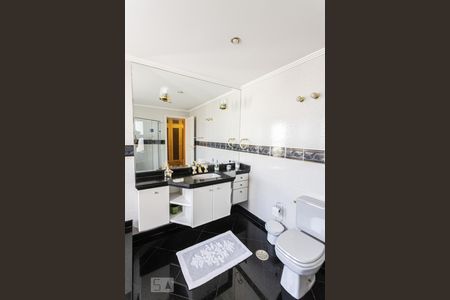 Apartamento para alugar com 496m², 5 quartos e 5 vagas Apartamento para alugar com 496m², 5 quartos e 5 vagasBanheiro Suite 4- Cobertura