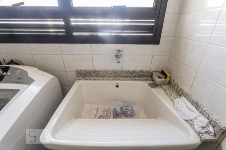 Apartamento para alugar com 496m², 5 quartos e 5 vagas Apartamento para alugar com 496m², 5 quartos e 5 vagasÁrea de Serviço