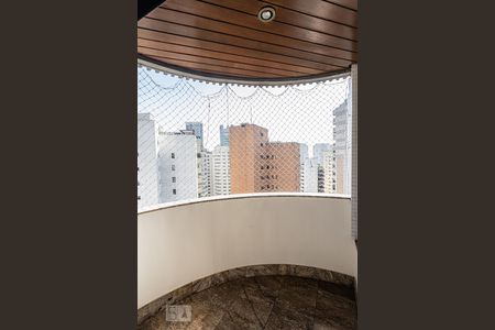 Apartamento para alugar com 496m², 5 quartos e 5 vagas Apartamento para alugar com 496m², 5 quartos e 5 vagasVaranda Suite 3