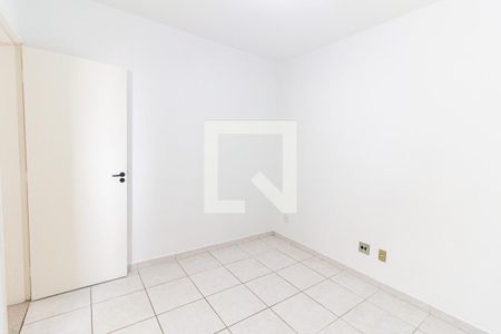 Apartamento à venda com 75m², 3 quartos e 1 vagaQuarto 2