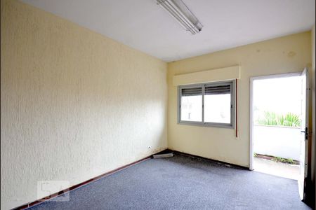 Casa à venda com 300m², 4 quartos e 6 vagas Casa à venda com 300m², 4 quartos e 6 vagasQuarto 4