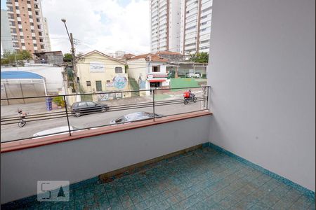 Casa à venda com 300m², 4 quartos e 6 vagas Casa à venda com 300m², 4 quartos e 6 vagasVaranda Quarto 2