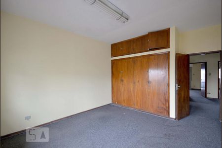 Casa à venda com 300m², 4 quartos e 6 vagas Casa à venda com 300m², 4 quartos e 6 vagasQuarto 3