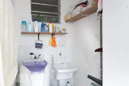 Apartamento à venda com 240m², 5 quartos e sem vaga Apartamento à venda com 240m², 5 quartos e sem vagaLavanderia