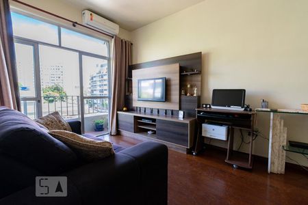 Sala de apartamento à venda com 2 quartos, 70m² em Pechincha, Rio de Janeiro
