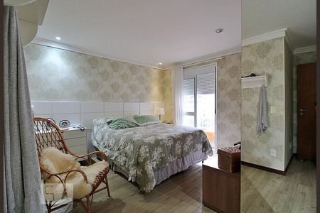 Apartamento à venda com 248m², 4 quartos e 4 vagasSuíte 1