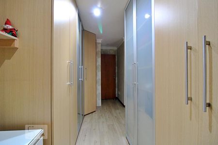 Apartamento à venda com 248m², 4 quartos e 4 vagasSuíte 1