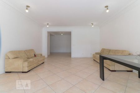 Casa à venda com 421m², 4 quartos e 3 vagasSala - Lazer