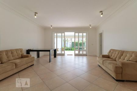 Casa à venda com 421m², 4 quartos e 3 vagasSala - Lazer