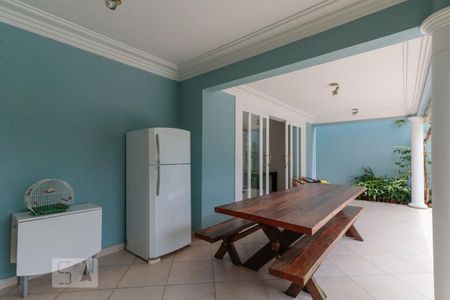 Casa à venda com 421m², 4 quartos e 3 vagasChurrasqueira