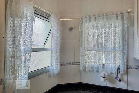 Apartamento à venda com 98m², 2 quartos e 1 vagaCozinha 
