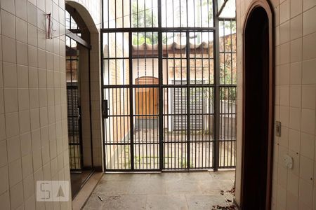 Casa à venda com 450m², 4 quartos e 7 vagasÁrea de Serviço