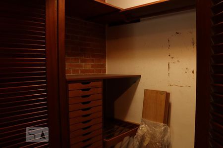 Casa à venda com 450m², 4 quartos e 7 vagasCloset do Quarto 3