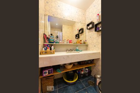 Banheiro de kitnet/studio à venda com 1 quarto, 25m² em República, São Paulo