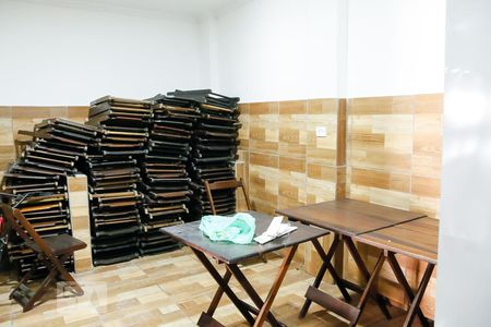 Casa à venda com 500m², 4 quartos e 12 vagas Casa à venda com 500m², 4 quartos e 12 vagasDepósito