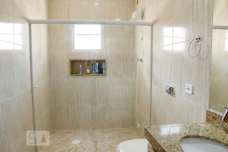 Casa à venda com 500m², 4 quartos e 12 vagas Casa à venda com 500m², 4 quartos e 12 vagasBanheiro Suíte 2