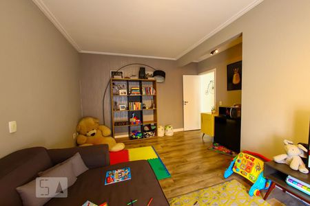 Casa de condomínio à venda com 247m², 4 quartos e 5 vagas Casa de condomínio à venda com 247m², 4 quartos e 5 vagasQuarto 3