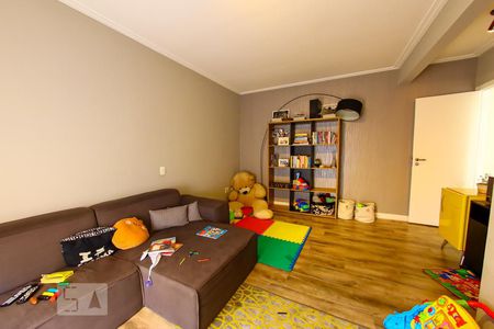 Casa de condomínio à venda com 247m², 4 quartos e 5 vagas Casa de condomínio à venda com 247m², 4 quartos e 5 vagasQuarto 3